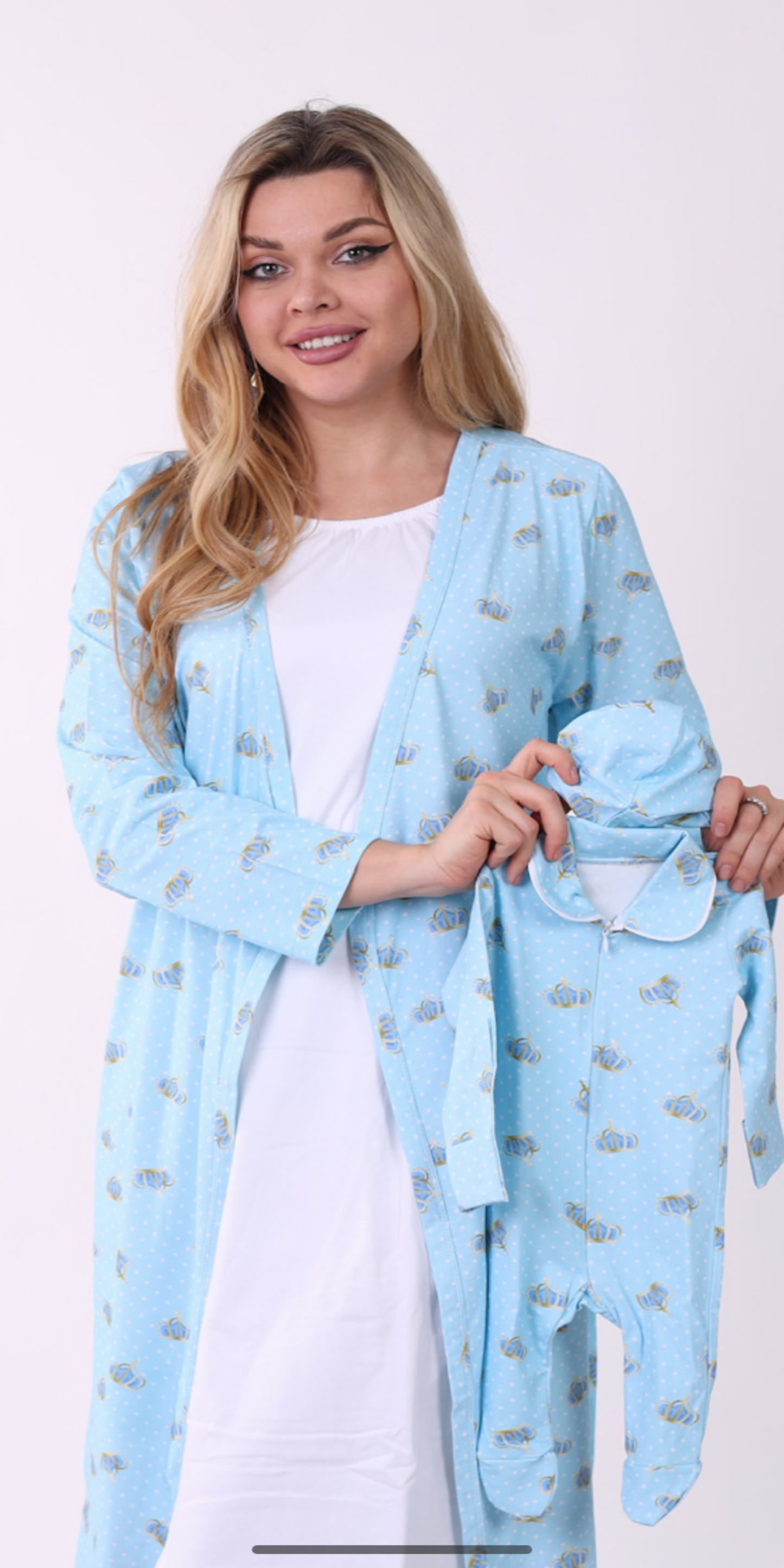 Blue Dotted Crown Robe Set